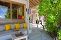 Lagoon Beach Villa