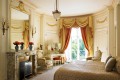 The Deluxe Suite
