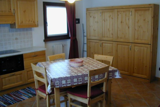 Appartement A, B