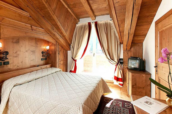   Cortina