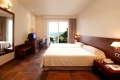 Silken Club Room