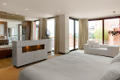 Poniente Suite